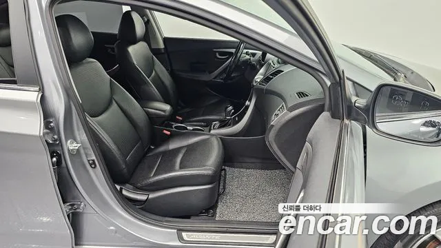 Hyundai Avante 2014 thumb 9