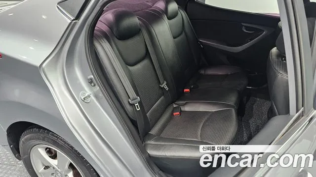 Hyundai Avante 2014 thumb 10