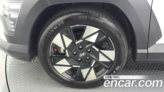 Hyundai Kona 2025 thumb 5