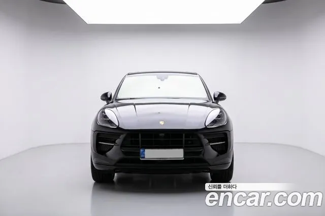 Porsche Macan 2020 thumb 6