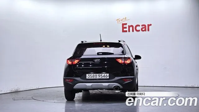 Kia Stonic 2018 thumb 4