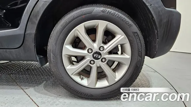 Kia Stonic 2018 thumb 5