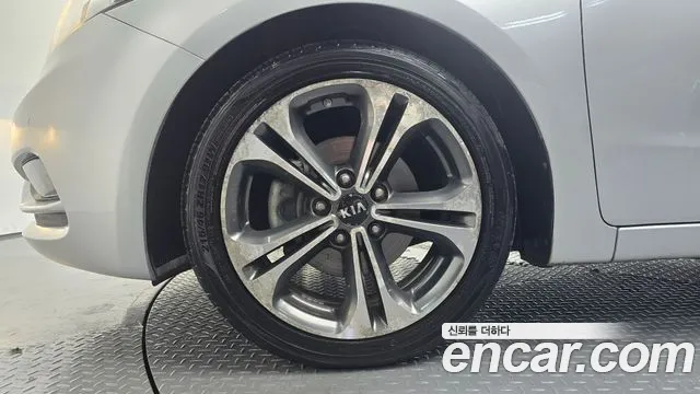 Kia K3 2013 thumb 5