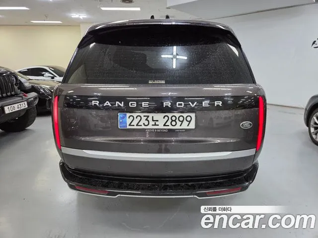 Land Rover Range Rover 2023 thumb 4