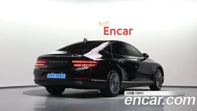 Genesis G80 2023 thumb 2