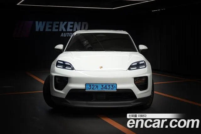 Porsche Macan 2025 thumb 3