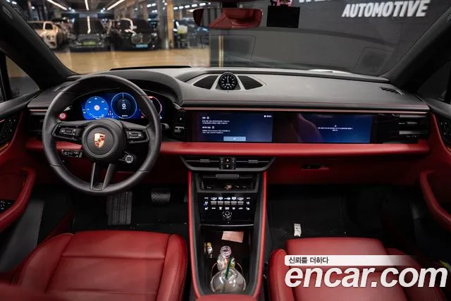 Porsche Macan 2025 thumb 5