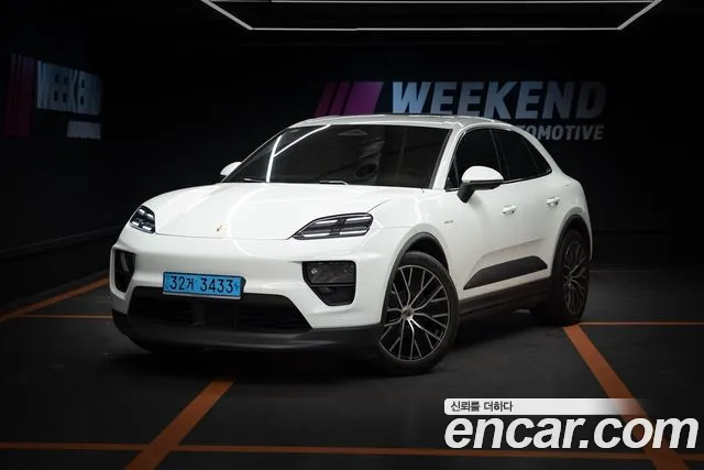 Porsche Macan 2025 thumb 12