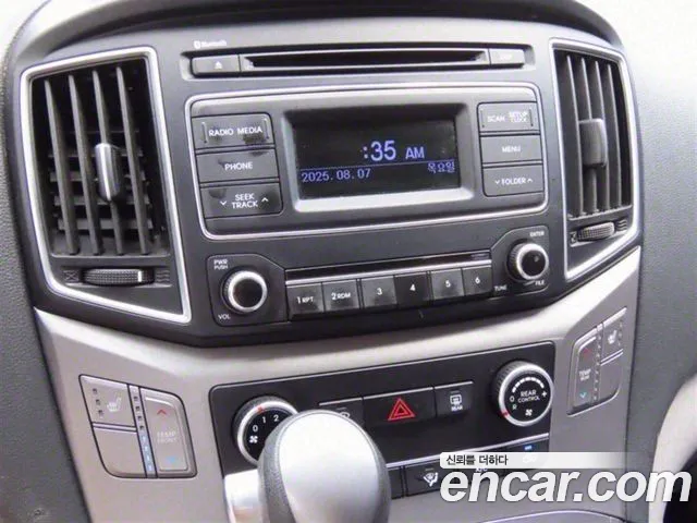 Hyundai Starex 2016 thumb 6
