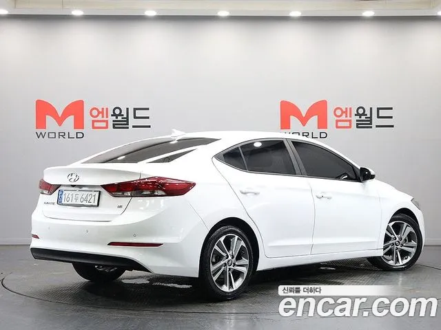 Hyundai Avante 2018 thumb 4
