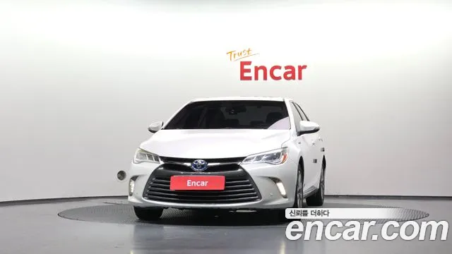Toyota Camry 2017 thumb 3