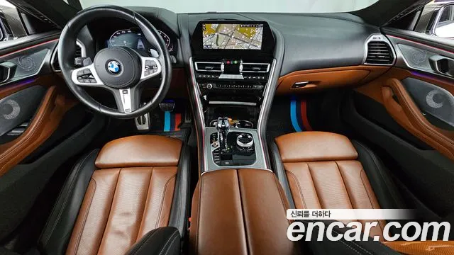BMW 8-Series 2021 thumb 7
