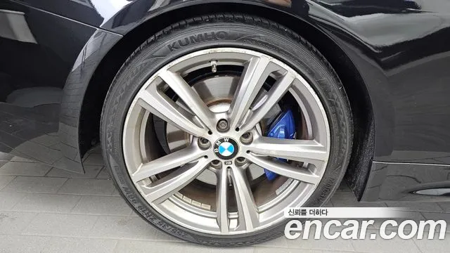 BMW 4-Series 2017 thumb 5