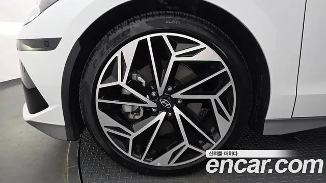 Hyundai IONIQ 6 2023 thumb 5