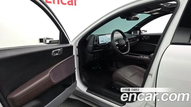 Hyundai IONIQ 6 2023 thumb 10