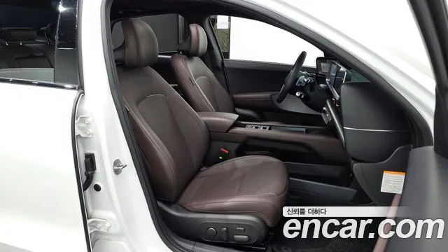 Hyundai IONIQ 6 2023 thumb 11