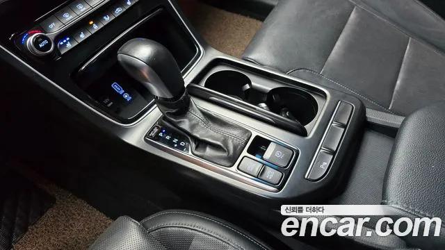 Hyundai Grandeur 2017 thumb 9