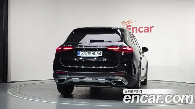 Mercedes-Benz GLC 2024 thumb 4