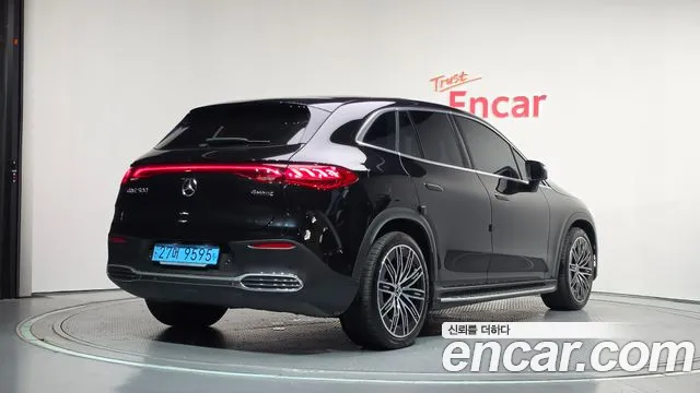 Mercedes-Benz EQE 2023 thumb 2