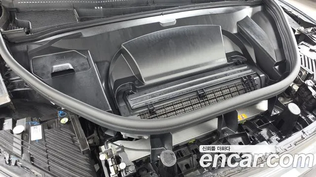 Mercedes-Benz EQE 2023 thumb 6