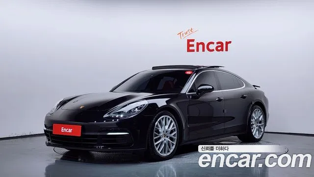 Porsche Panamera 2017 thumb 12
