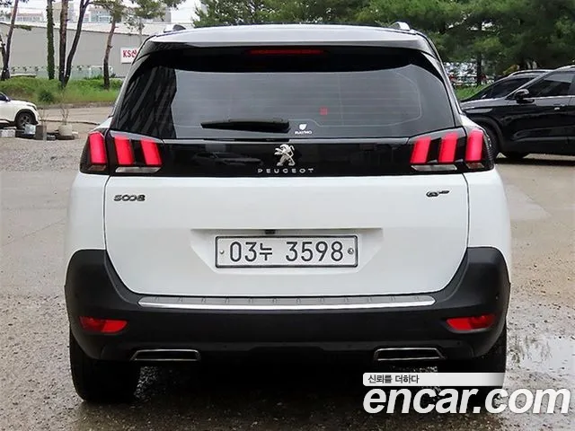 Peugeot 5008 2019 thumb 4