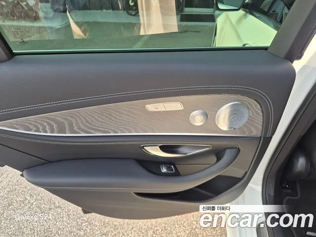 Mercedes-Benz E-Класс 2021 thumb 7