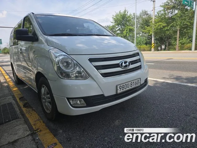 Hyundai Starex 2016 thumb 2
