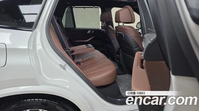 BMW X5 2025 thumb 10