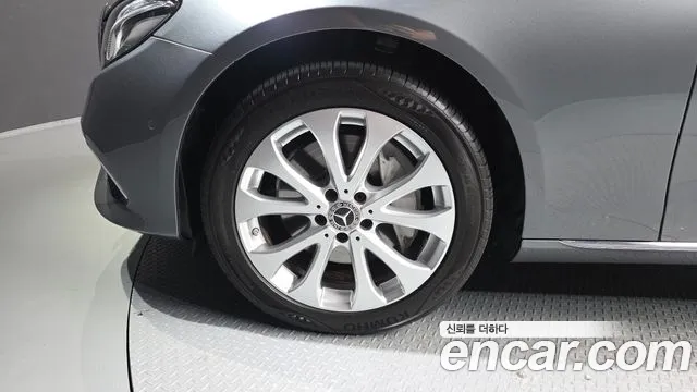 Mercedes-Benz E-Класс 2018 thumb 5