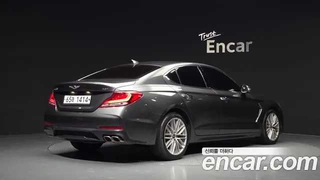 Genesis G70 2019 thumb 2