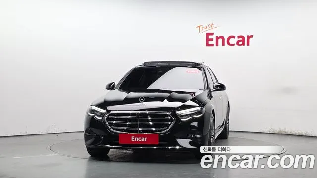 Mercedes-Benz E-Класс 2024 thumb 2