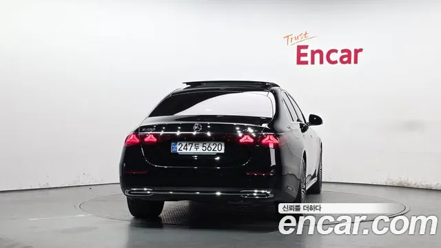 Mercedes-Benz E-Класс 2024 thumb 3