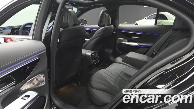 Mercedes-Benz E-Класс 2024 thumb 10