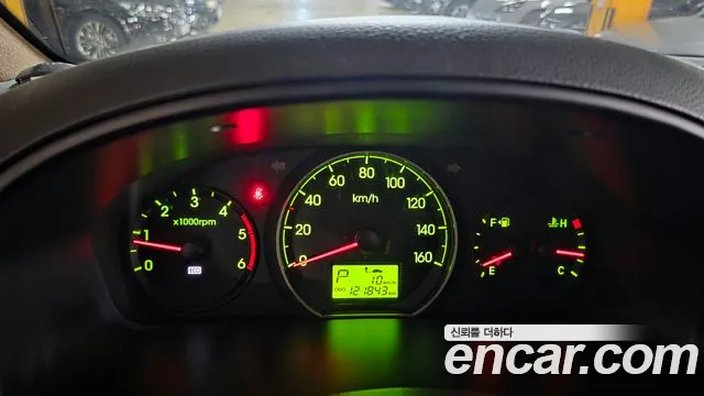 Hyundai Starex 2015 thumb 8