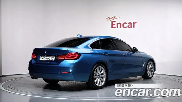 BMW 4-Series 2019 thumb 2