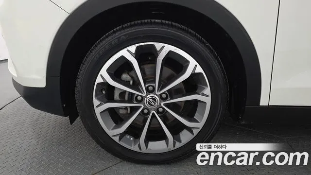 KG_Mobility_Ssangyong TIBOLI 2018 thumb 5