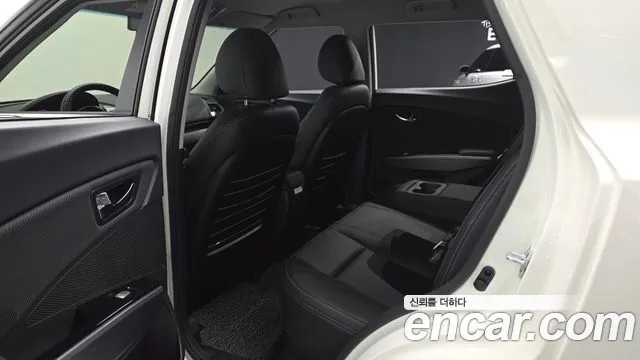 KG_Mobility_Ssangyong TIBOLI 2018 thumb 11