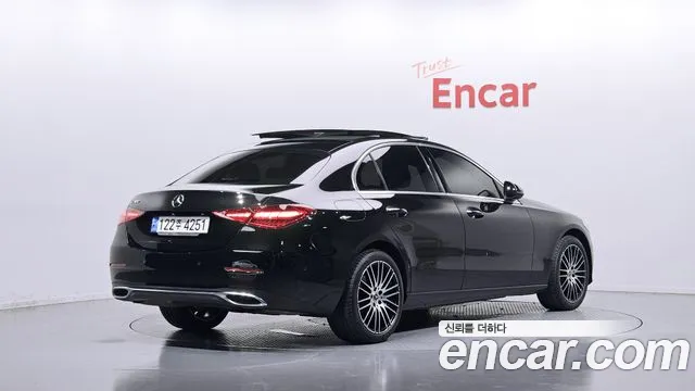 Mercedes-Benz C-Класс 2022 thumb 2