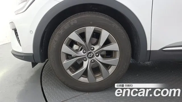 Renault-KoreaSamsung Arkana 2025 thumb 5