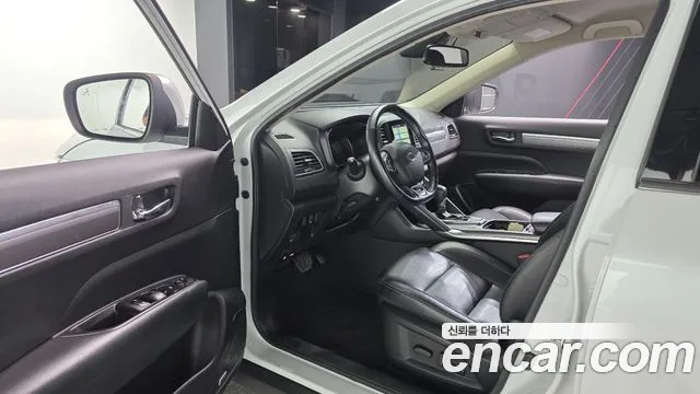 Renault-KoreaSamsung Koleos 2017 thumb 10