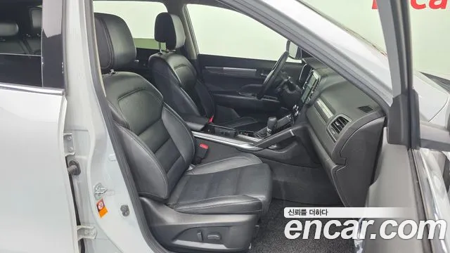 Renault-KoreaSamsung Koleos 2017 thumb 11