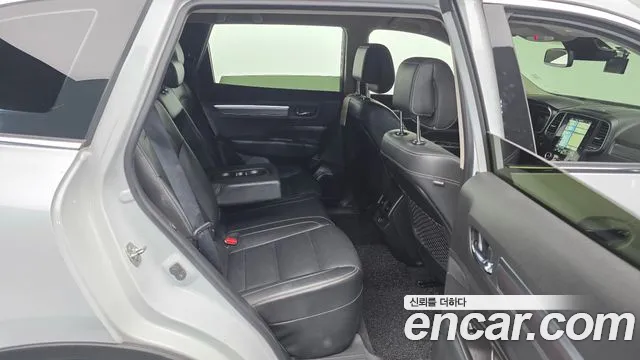 Renault-KoreaSamsung Koleos 2017 thumb 12
