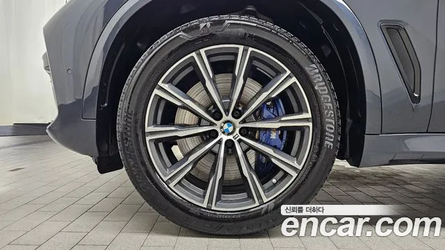 BMW X5 2020 thumb 4