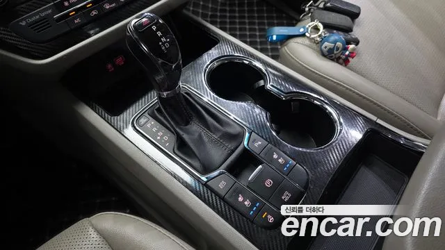 Kia Carnival 2019 thumb 9