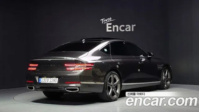 Genesis G80 2021 thumb 2
