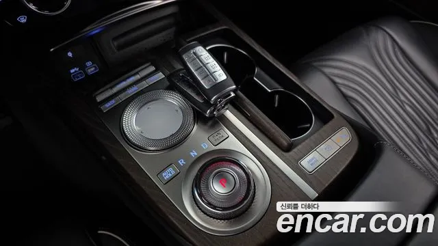 Genesis G80 2021 thumb 9