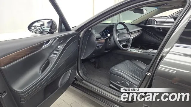 Genesis G80 2021 thumb 10