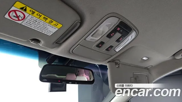 Kia Carnival 2014 thumb 5