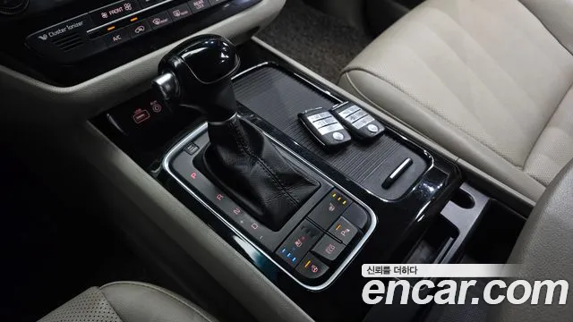Kia Carnival 2014 thumb 9